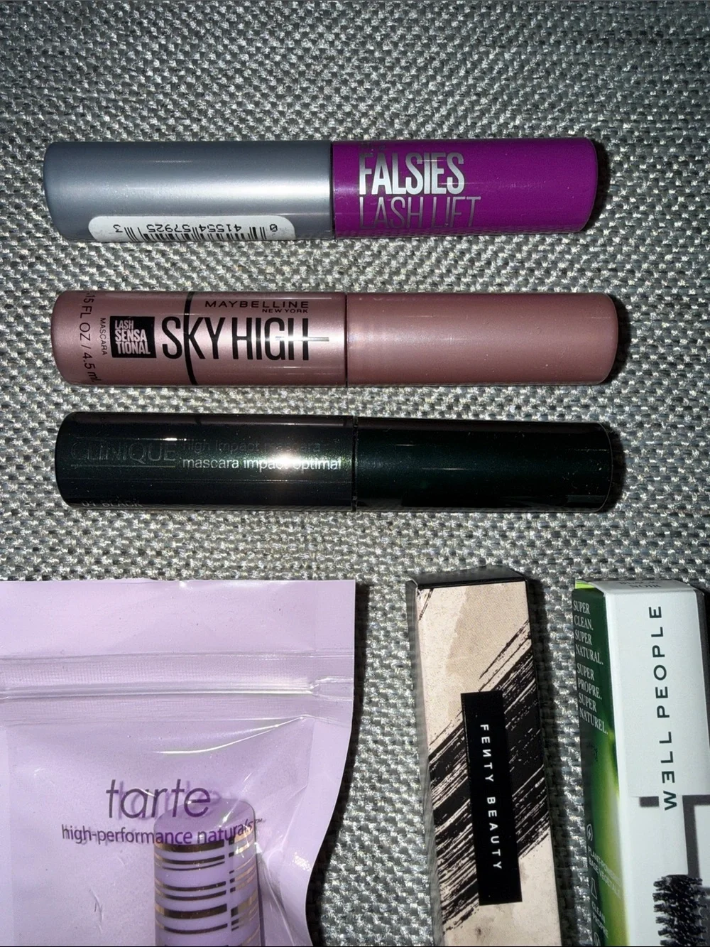 6 pc deluxe travel size mixed brand mascara all brand new